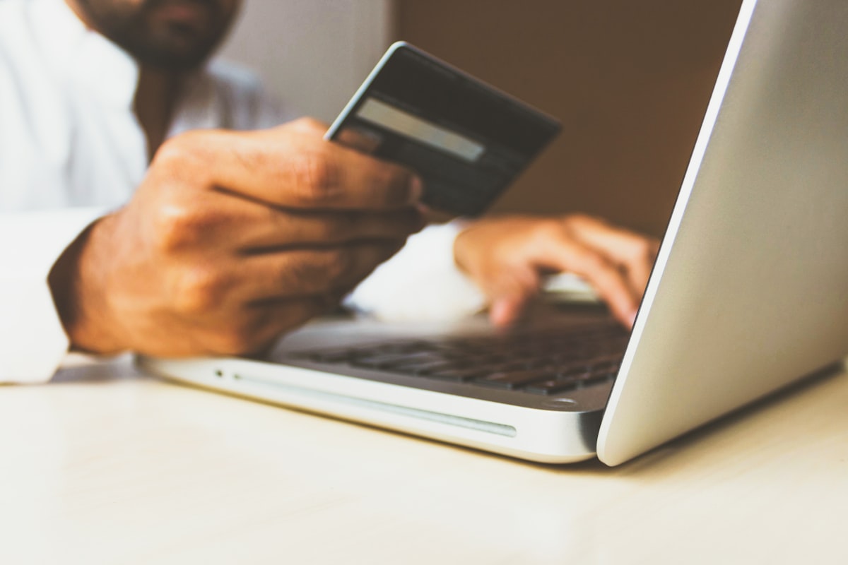Online shopping cart and ecommerce conversion optimization